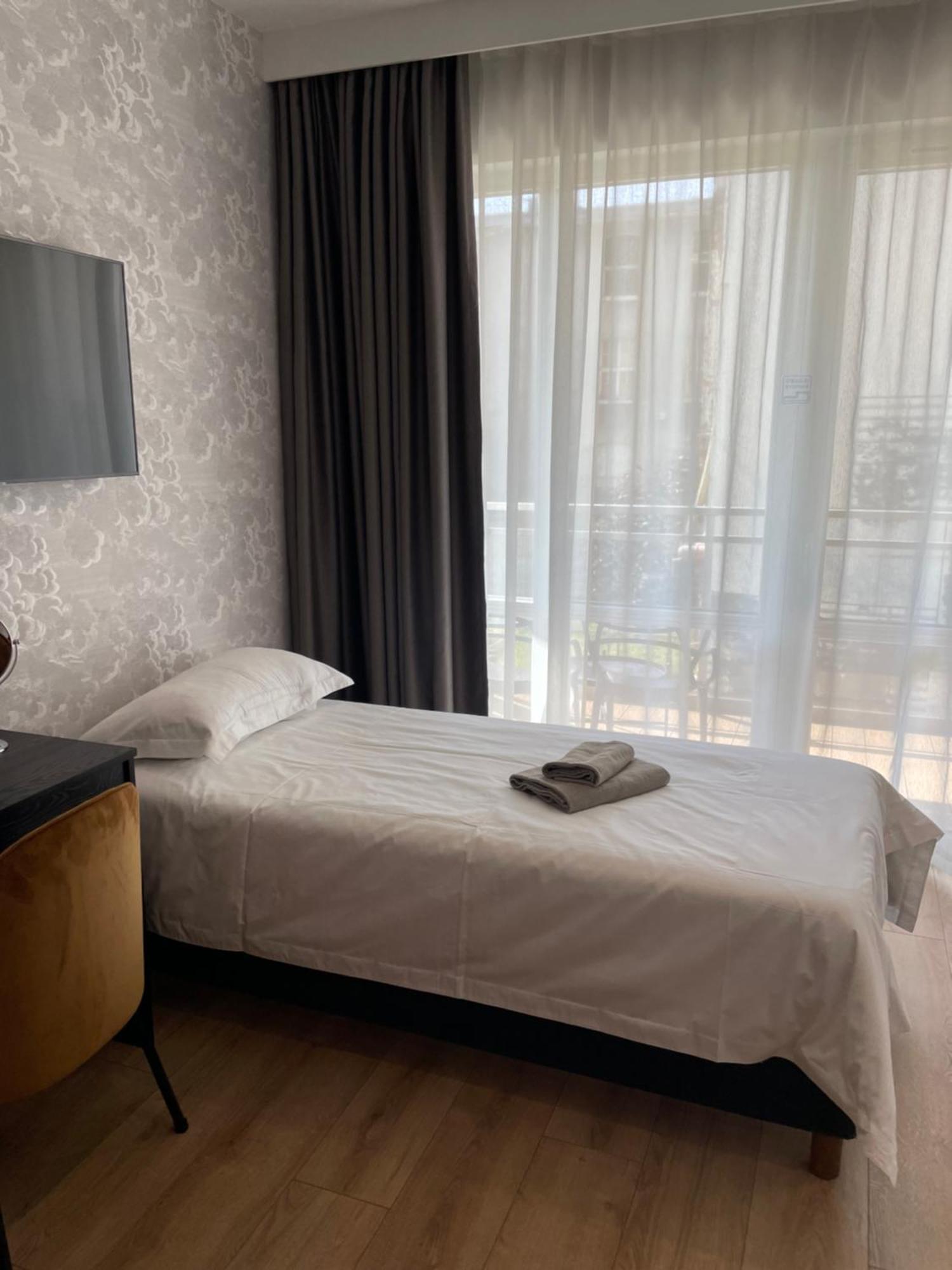 Patio Riverfront Aparthotel Gdańsk Eksteriør billede